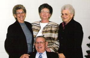 Macklin, Mary-Ann, Diouscie Mae, and WT (Dad)